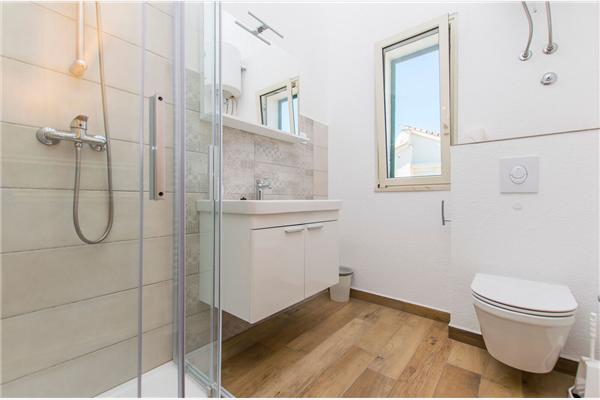 Apartment A4, for 5 persons