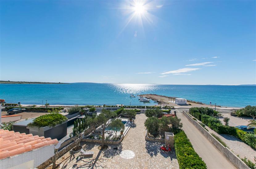 Apartment A4, for 5 persons