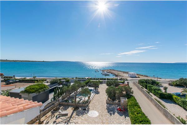 Apartment A4, for 5 persons