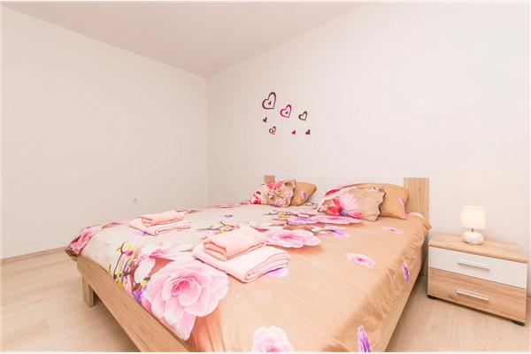 Apartment A1, for 8 persons