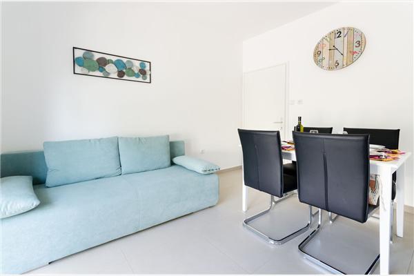 Apartment A1, for 5 persons