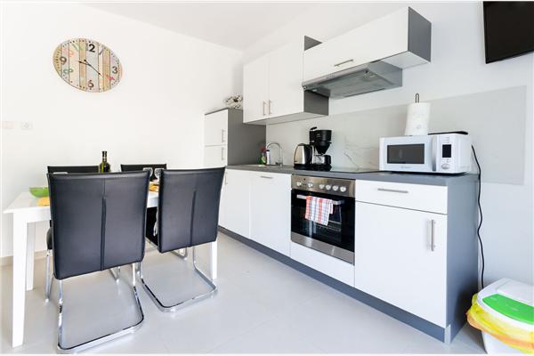 Apartment A1, for 5 persons