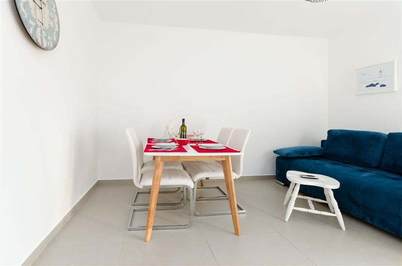 Apartment A2, for 4 persons