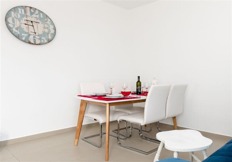 Apartment A2, for 4 persons