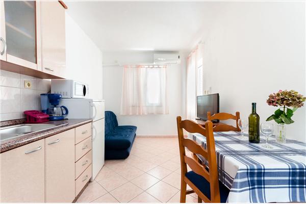 Apartment A1, for 2 persons