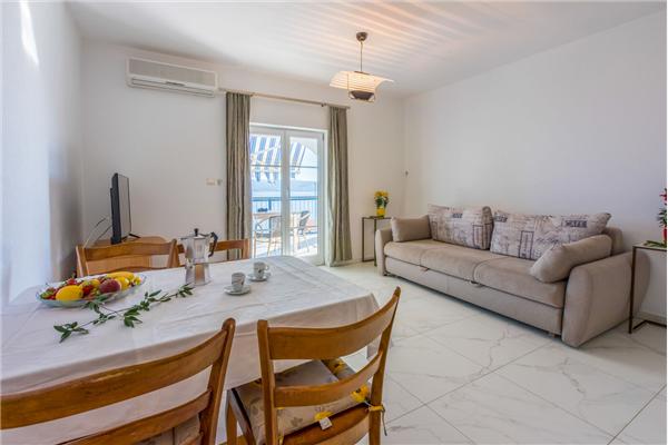 Apartment A2, for 4 persons