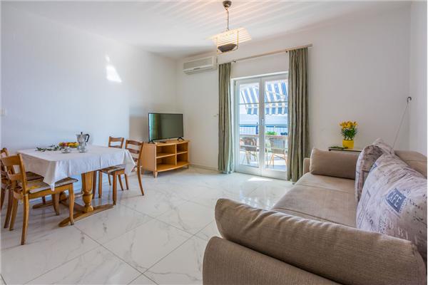 Apartment A2, for 4 persons