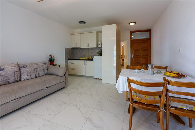 Apartment A2, for 4 persons