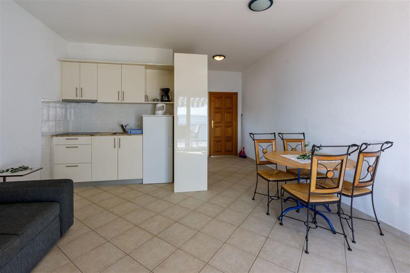 Apartment A4, for 4 persons