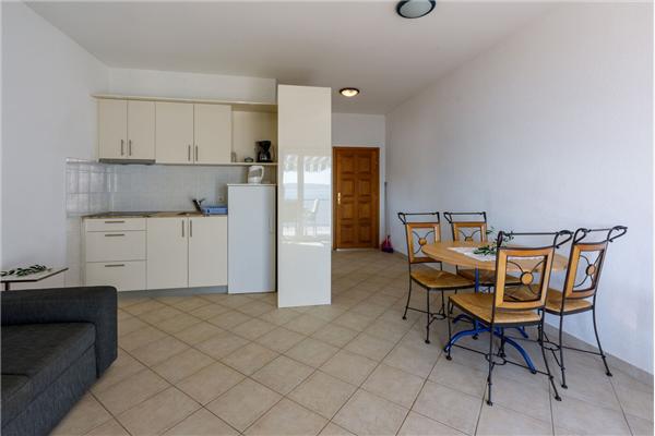 Apartment A4, for 4 persons