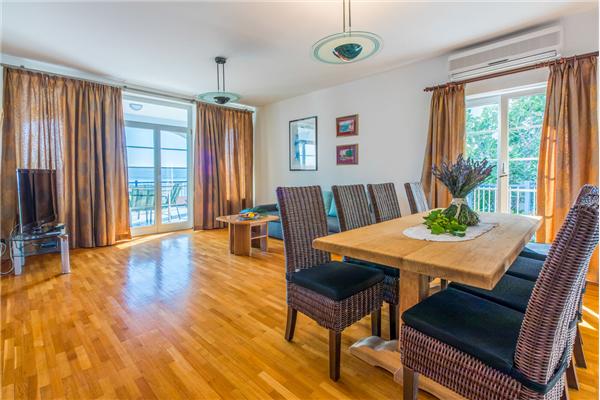 Apartment A5, for 6 persons