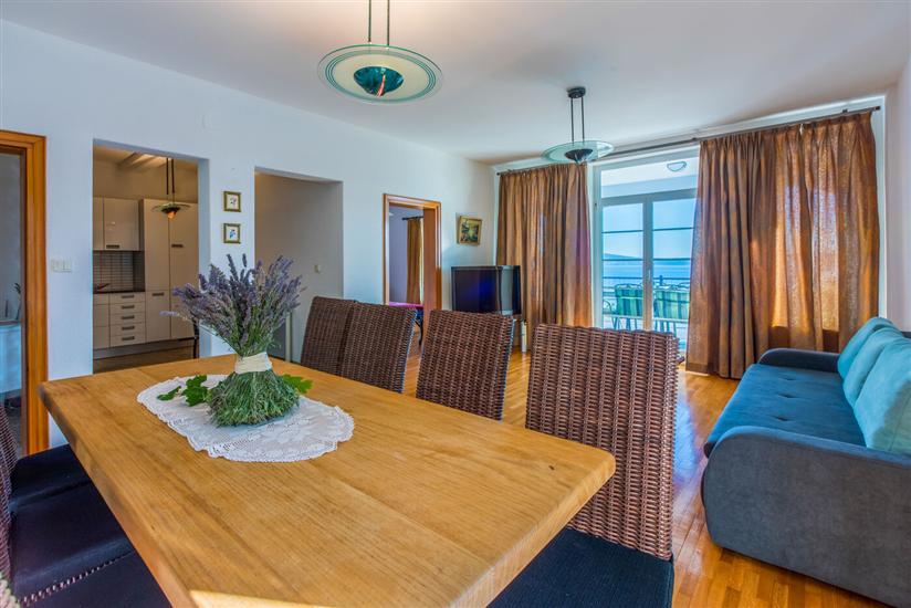 Apartment A5, for 6 persons