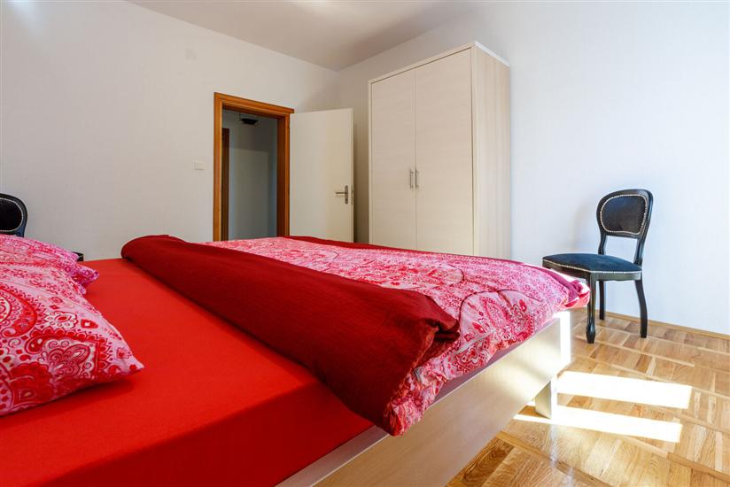 Apartment A5, for 6 persons