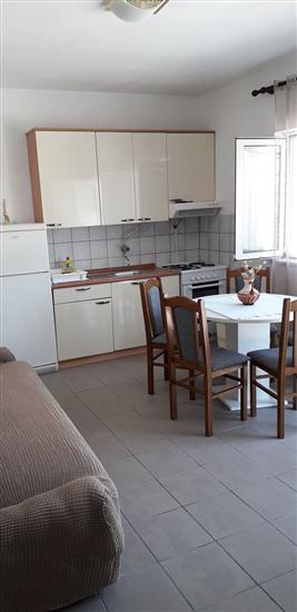 Apartment A3, for 6 persons