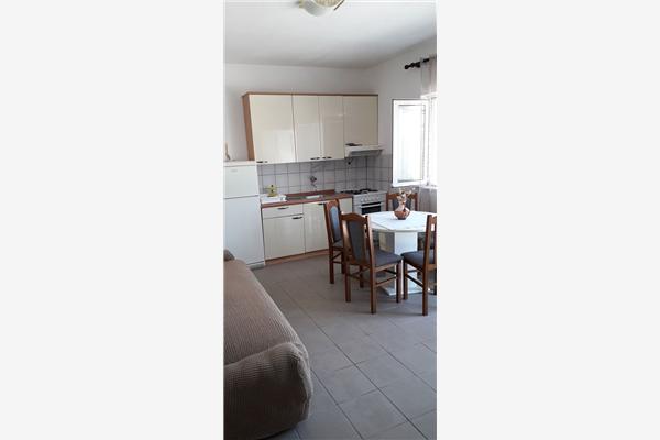 Apartment A3, for 6 persons