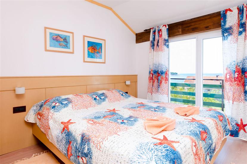 Apartment A1, for 7 persons