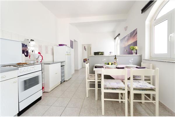 Apartment A2, for 3 persons