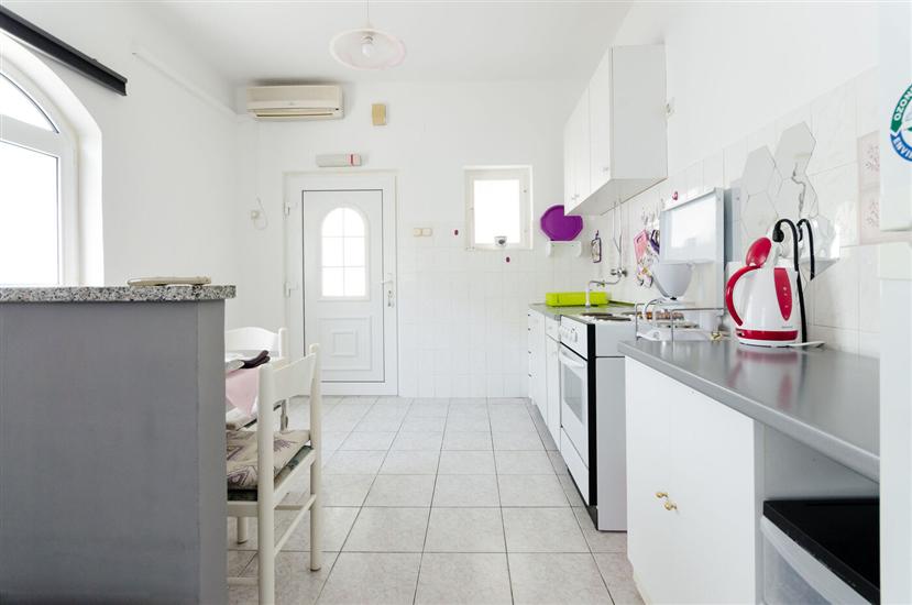 Apartment A2, for 3 persons