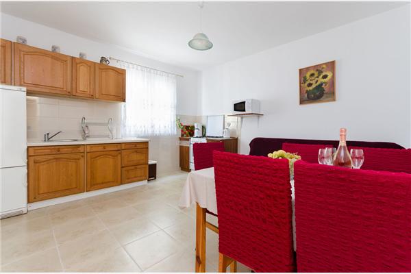 Apartment A1, for 6 persons