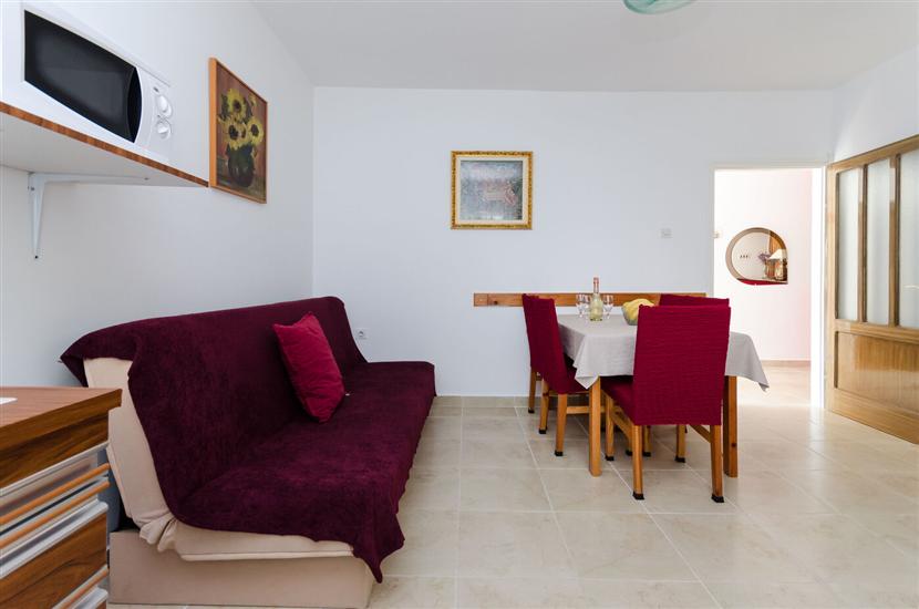 Apartment A1, for 6 persons