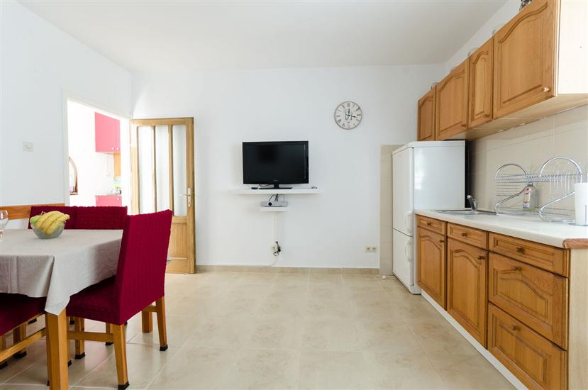 Apartment A1, for 6 persons