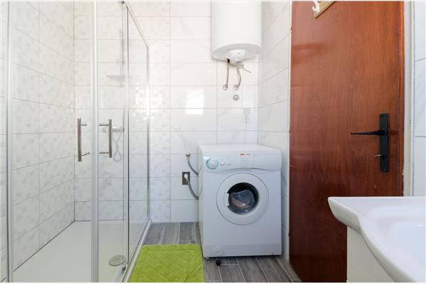 Apartment A2, for 8 persons