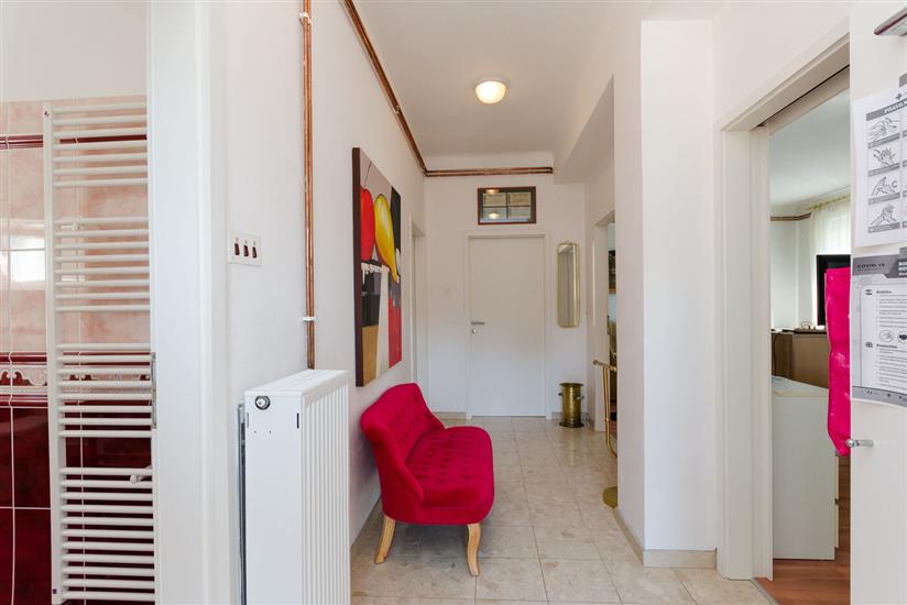 Apartment A1, for 5 persons