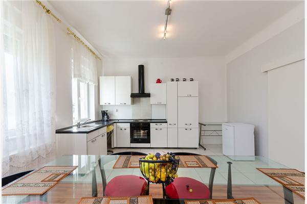 Apartment A1, for 5 persons