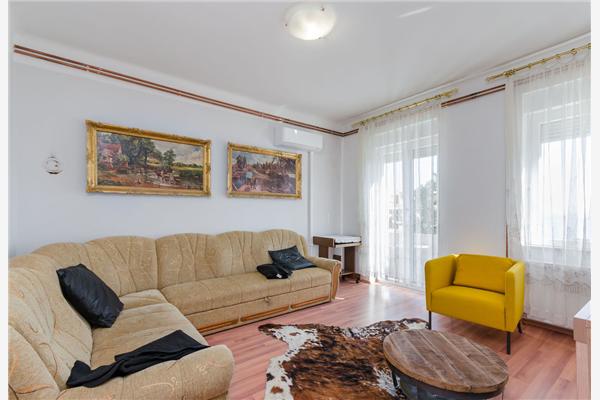 Apartment A1, for 5 persons