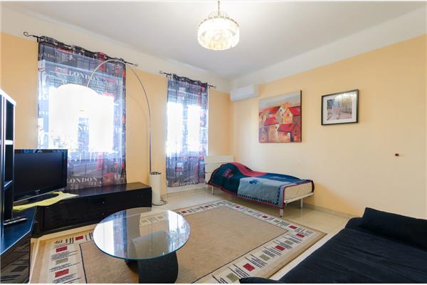 Apartment A2, for 5 persons