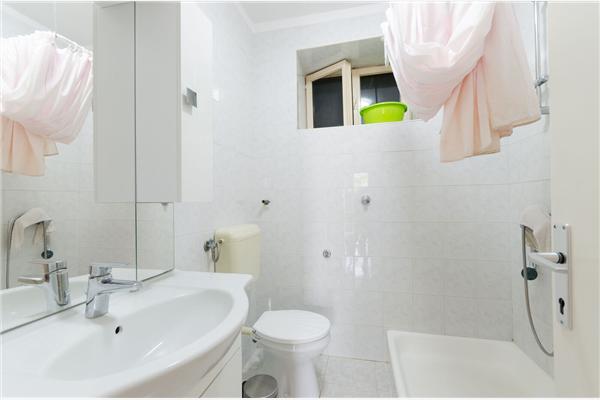 Apartment A1, for 6 persons