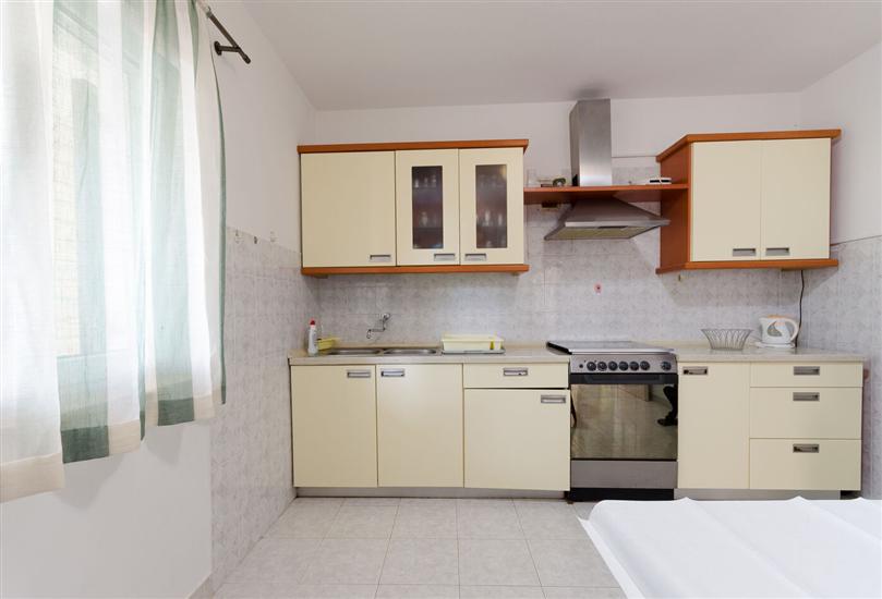 Apartment A1, for 6 persons