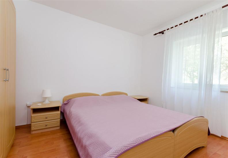 Apartment A1, for 6 persons