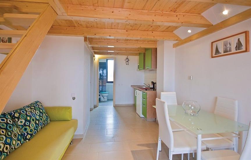 Apartment A2, for 3 persons