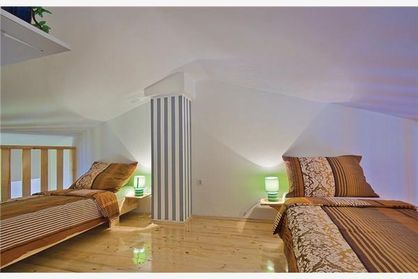 Apartment A2, for 3 persons