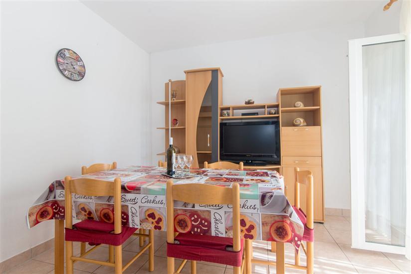 Apartment A2, for 3 persons