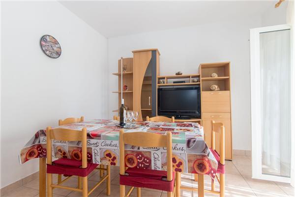 Apartment A2, for 3 persons