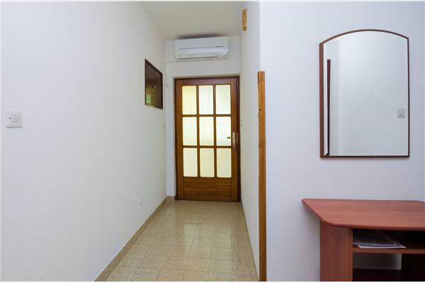 Apartment A2, for 3 persons