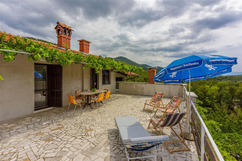 Apartman A2, na 6 osebe