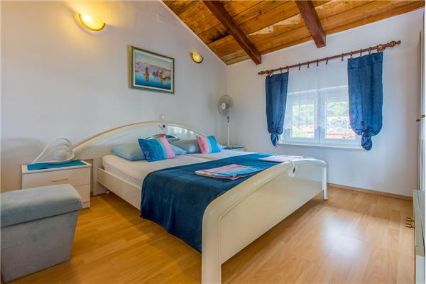 Apartman A2, na 6 osebe