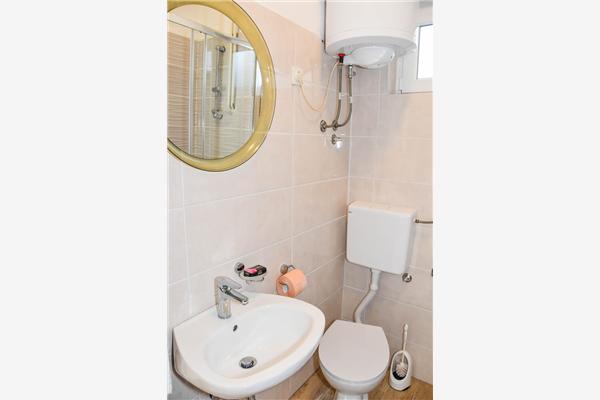 Apartment A1, for 6 persons