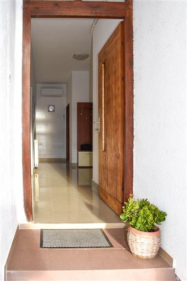 Apartment A1, for 6 persons