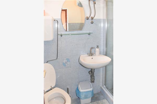 Apartment A1, for 6 persons