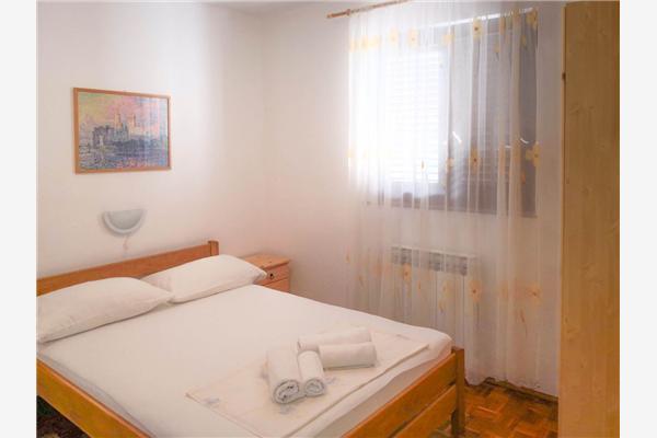 Apartment A1, for 6 persons