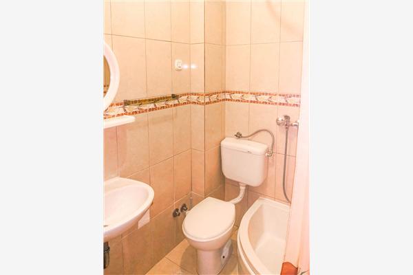 Apartment A1, for 6 persons