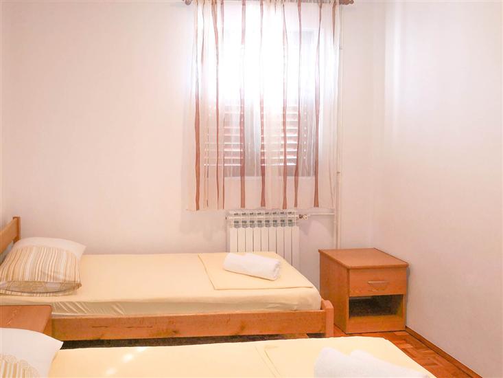 Apartment A1, for 6 persons