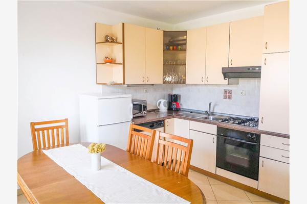 Apartment A1, for 6 persons