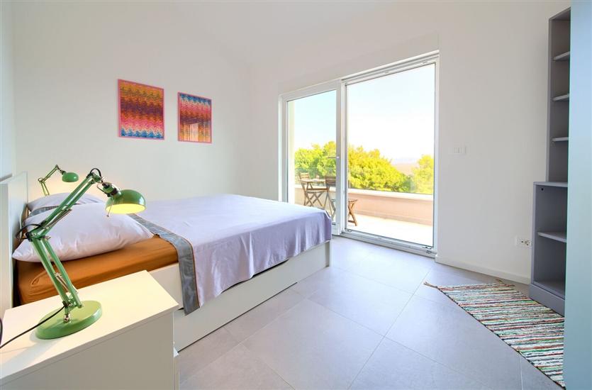 House K1, for 8 persons