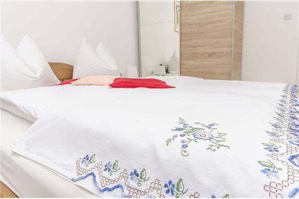 Apartment A5, for 2 persons