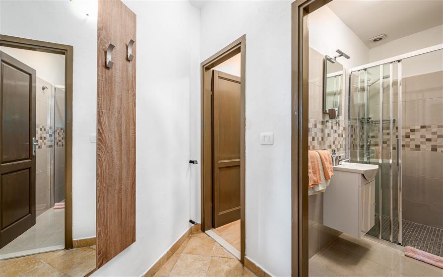 Apartment A8, for 3 persons